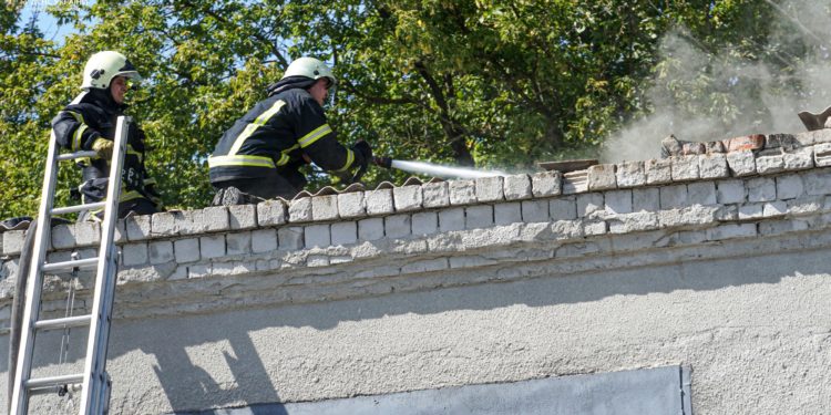 У Тернополі горів склад з олією