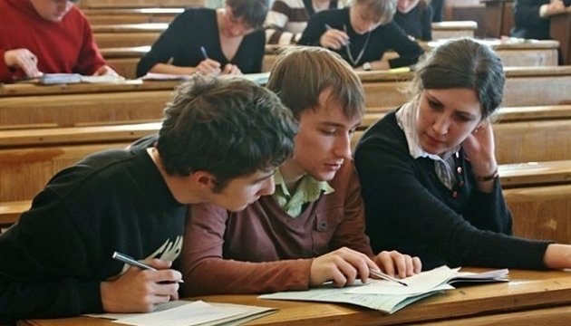 З наступного року в тернопільських вишах може зникнути заочна форма навчання