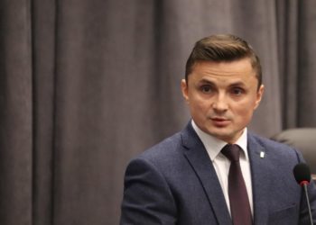 Втратив підтримку: У Тернопільській обласній раді навіть депутати-свободівці проти Михайла Головка