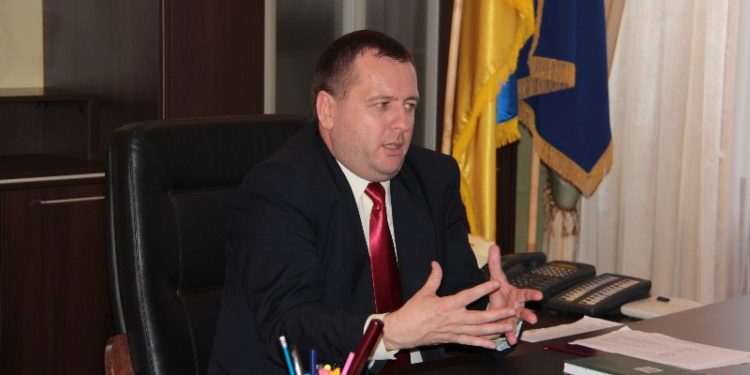 Корупційна схема в Держпродспоживслужбі Тернопільської області: керівник виписував собі щомісячні премії