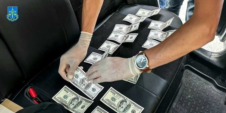 Тернопільський суд обрав запобіжний захід для голови ВЛК з Бережан, який “торгував” довідками про непридатність до служби