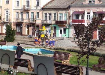 Ймовірне подвійне витрачання бюджетних коштів на встановлення бруківки у Підгайцях