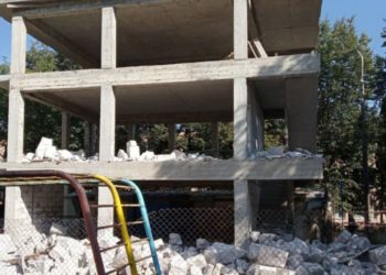 У Тернополі на Братів Бойчуків демонтували нелегальну будівлю