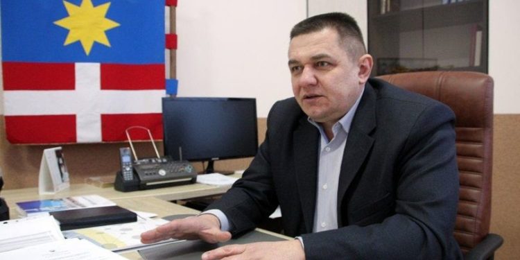 Почаївська міська рада витратить 178 900 гривень на ремонт фасаду приміщення міської ради