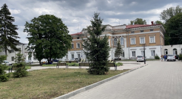 Влада вирішила ліквідувати обласну фізіотерапевтичну лікарню реабілітації в Микулинцях
