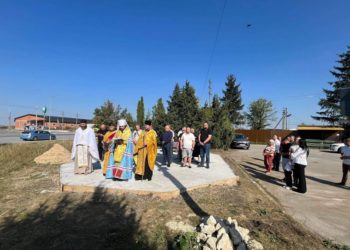 Ще одна церква в Тернополі: митрополит Нестор заклав наріжний камінь нового храму