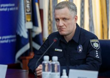 В поліції пояснили, чому не можуть завадити роботі ресторанів в комендантську годину