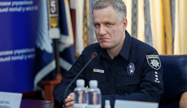 В поліції пояснили, чому не можуть завадити роботі ресторанів в комендантську годину