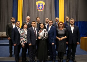 З Тернопільської обласної ради можуть відкликати усіх депутатів-свободівців