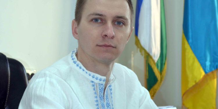 У Зборові влада воює сотні тисяч бюджетні коштів на ремонти