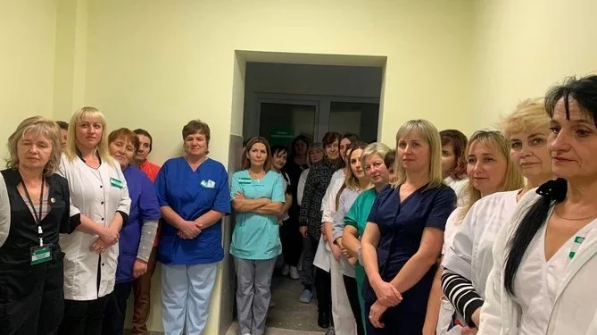 Міський голова Теребовлі урочисто відкрив ліфт в місцевій лікарні