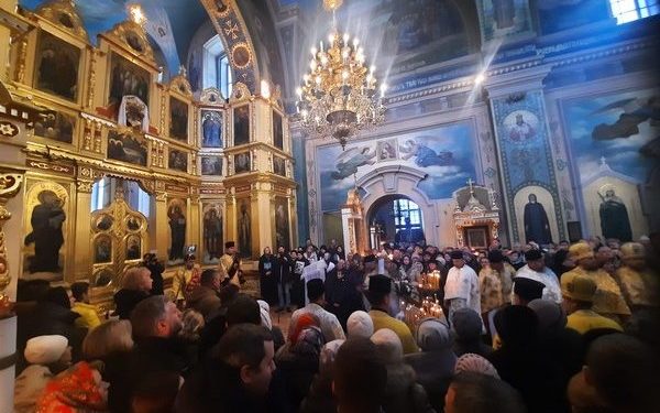 Вперше за 191 рік лунає українська молитва у Миколаївському соборі у Кременці