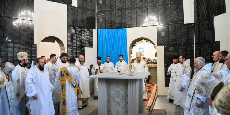 Митрополит Епіфаній освятив храм-пантеон у селі Лішня на Тернопільщині