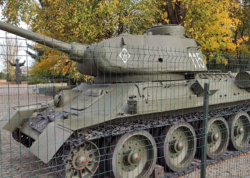 У Тернополі зник танк, котрий хотів продати міський голова