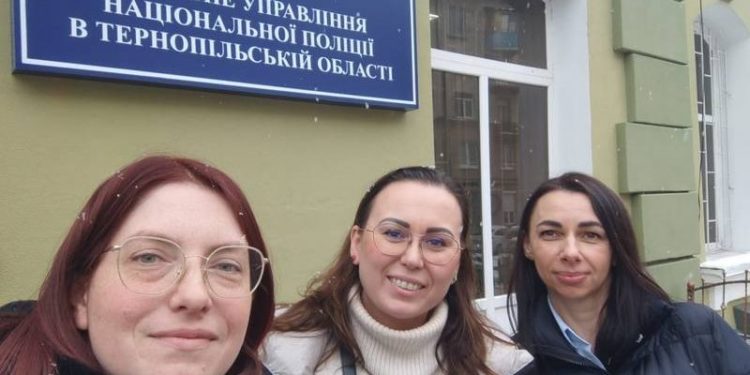 У кожного непорядного чиновника, є свій “фартух”, – тернопільські волонтери звернулися до поліції через наклеп