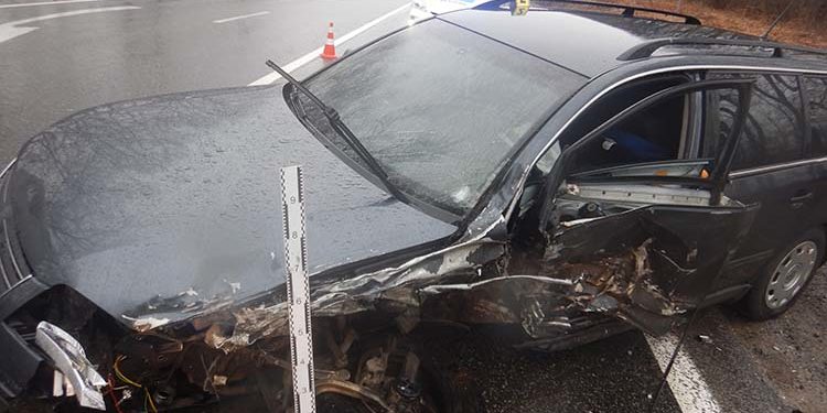 14 травмованих та один загиблий – наслідки п’яти дорожньо-транспортних пригод за добу 3 січня на дорогах Тернопільщини.