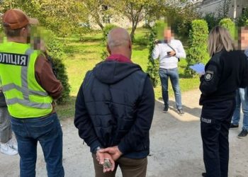 Отримав хабар за дозвіл на сплави по Дністру: на Тернопільщині судитимуть посадовця