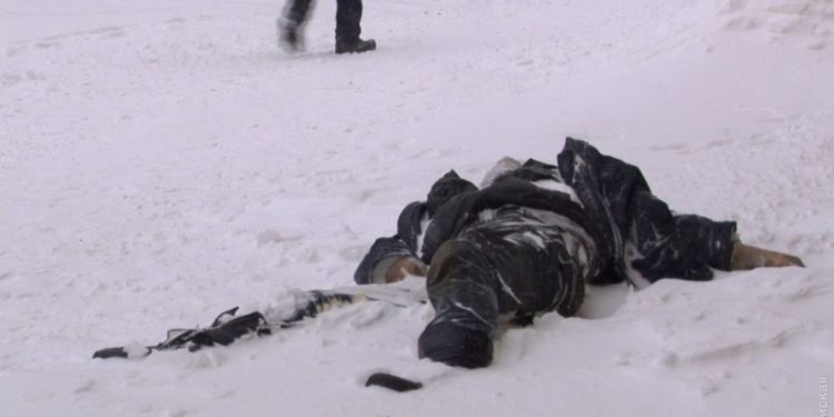 Мертвого працівника “Агропродсервісу” кинули в ковш і вивезли на узбіччя дороги під Тернополем