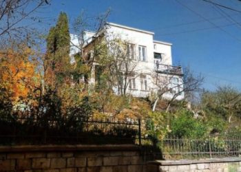 У центрі Кременця продають історичний будинок за 110 тисяч  доларів