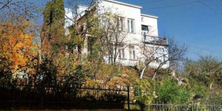 У центрі Кременця продають історичний будинок за 110 тисяч доларів