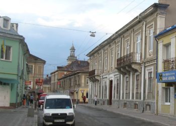 У містечку на Тернопільщині хочуть відремонтувати вулицю за більше ніж 11 мільйонів гривень