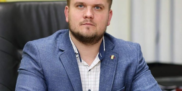 Голова Тернопільської районної ради Віктор Козорог отримує по 64 тисячі гривень на місяць