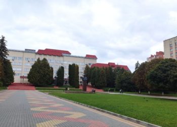 Сексизм у лекціях професора ТНПУ: Міністерство освіти і науки прокоментувало