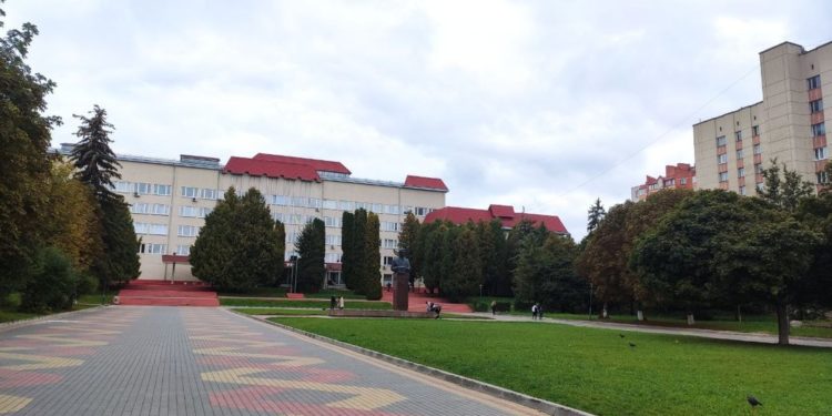 Сексизм у лекціях професора ТНПУ: Міністерство освіти і науки прокоментувало