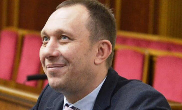 Народний депутат від Тернопільщини задекларував 2 квартири у Києві, будинок під Тернополем, дачу та 5 автівок