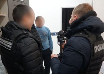 Вносили дані у систему “Шлях”: у Тернополі затримали чергових ділків, що допомагали ухилянтам