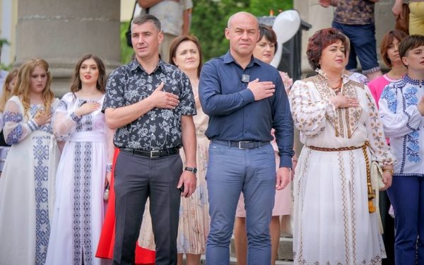 Питання про Маямі та бруківку, – зустріч мера Тернополя зі студентами Галицького коледжу пішла не “за сценарієм”