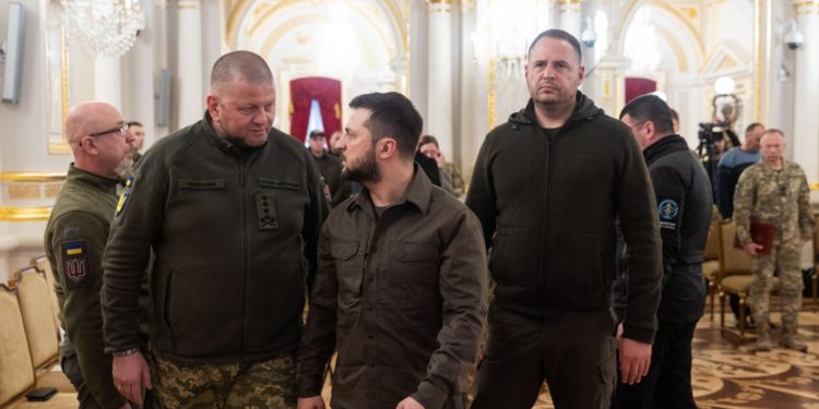 Красивий звал. Вишуканий договорняк. Торгашество найвищої проби. Відкуп. Підкуп. Обоє рябоє.