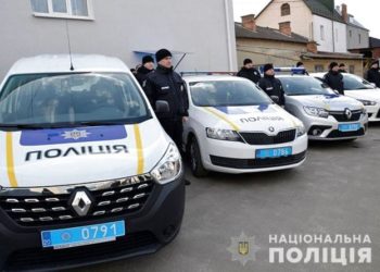 Чому новенькі авто поліції не відправляють на передову, пояснив головний полісмен області