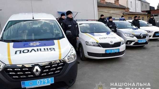 Чому новенькі авто поліції не відправляють на передову, пояснив головний полісмен області