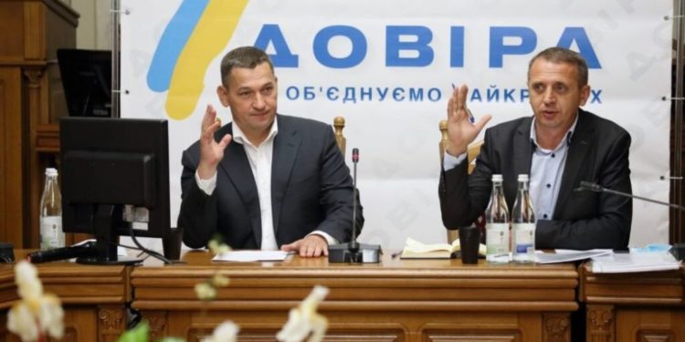 Десятки тисяч доларів, євро і фунтів задекларував депутат Тернопільської облради Віталій Шафранський