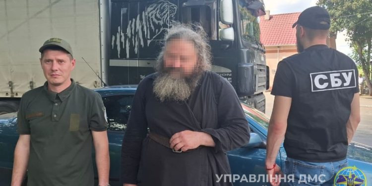 З Тернопільщини видворили молдаванина, який незаконно проживав і займався релігійною діяльністю