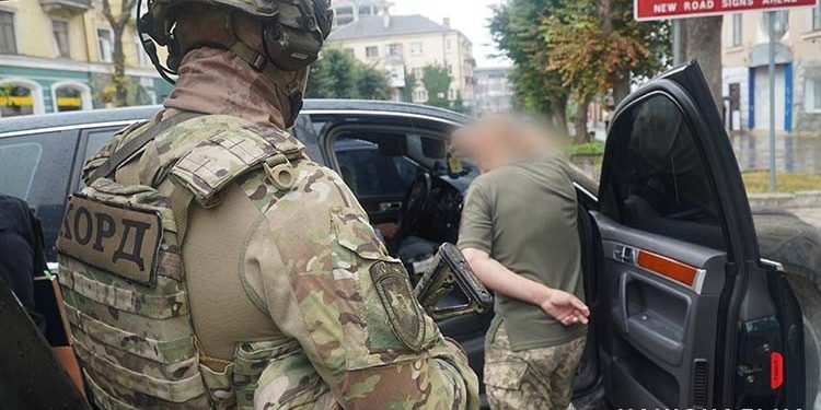 На Тернопільщині представники ТЦК заробляли на ухилянтах 150 тисяч доларів щомісяця