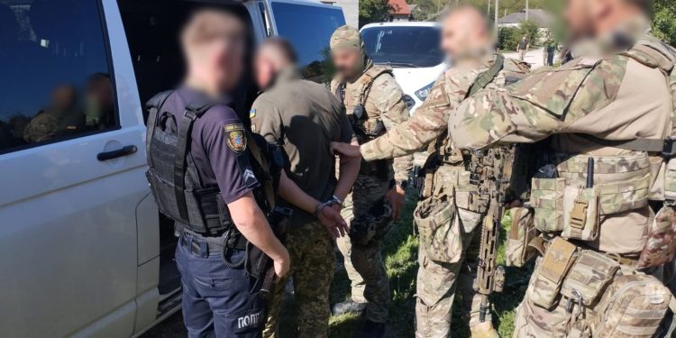 Озброєний нападник з Житомирщини убив на Тернопільщині двох людей