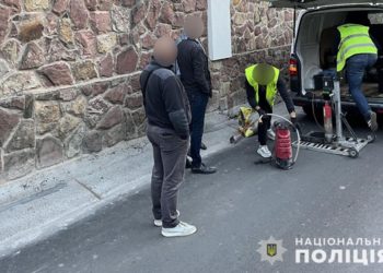 Майже 2 млн грн збитків на ремонті дороги в громаді під Тернополем