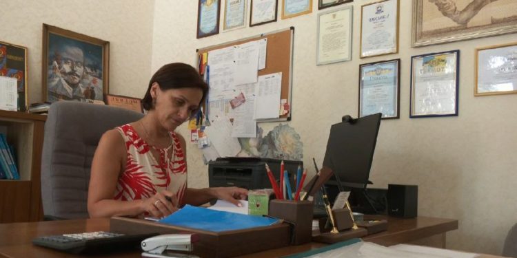Скандал у Тернопільському ліцеї №21: начальниця управління освіти підтасовувала результати конкурсу?