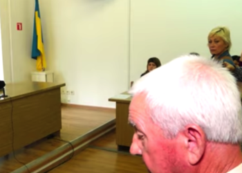 Дала ляпаса за плювок у обличчя: на Тернопільщині пенсіонер подав до суду на дружину загиблого героя