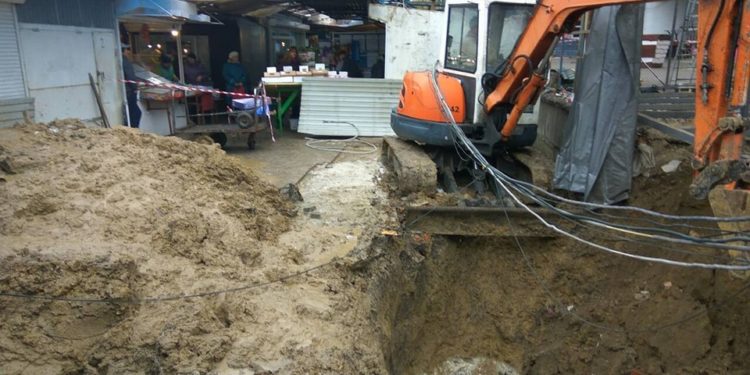 Через незаконні забудови на водоканалізаційних мережах у Тернополі може обвалитися земля