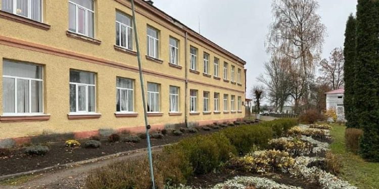 Звільнили директорку скандальної спецшколи в Новому Селі, в якій знущалися з дітей