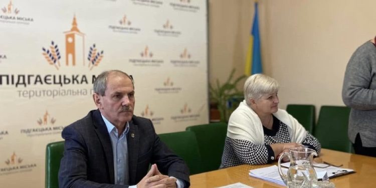 Про ше одну схему розкрадання бюджетних коштів міським головою Ігорем Мереною розповіли у Підгайцях