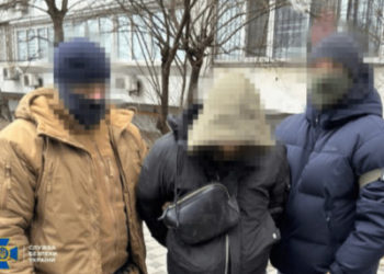 У Тернополі СБУ затримала “ділків”, які списували ухилянтів з військового обліку
