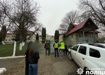 Правоохоронці розслідують зловживання в Мельнице-Подільському психоневрологічному інтернаті