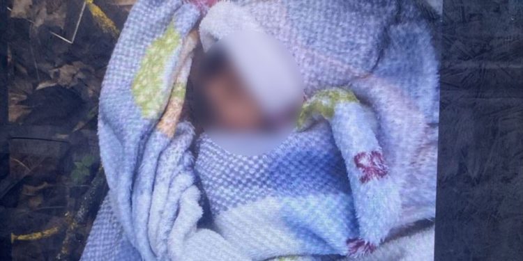 Тернопільські поліцейські встановили особу породіллі, яка залишила новонароджену дитину на вулиці