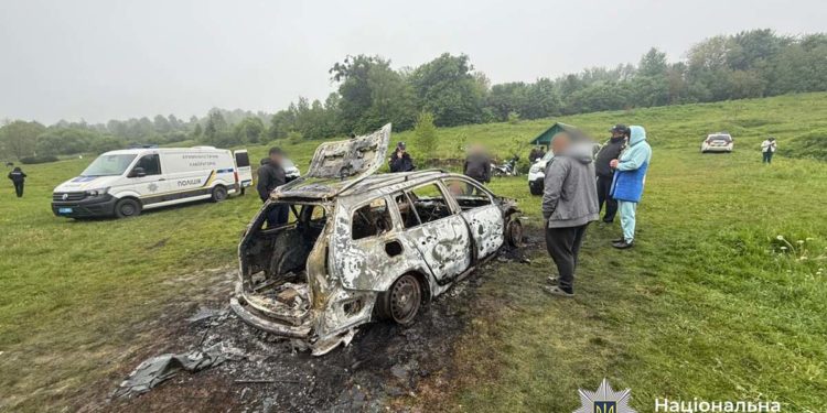 На Тернопільщині внаслідок загоряння авто загинув 19-річний водій