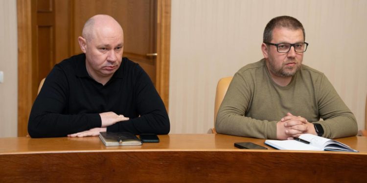 Чому під час війни обласна влада виділяє 215 мільйонів на ямковий ремонт