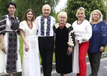 Підозрюваний у хабарництві тернопільський головлікар з’явився на офіційному заході у психоневрологічній лікарні